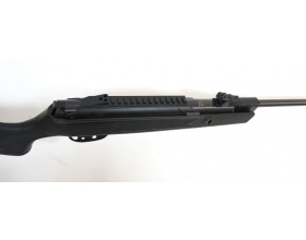 Пневматическая винтовка Hatsan Striker Alpha (пластик/ дерево)